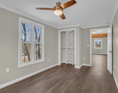297 Elm - Photo Thumbnail 26