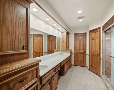 12903 Wincrest Court - Photo Thumbnail 12