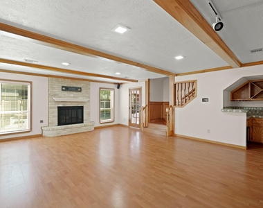 12903 Wincrest Court - Photo Thumbnail 4
