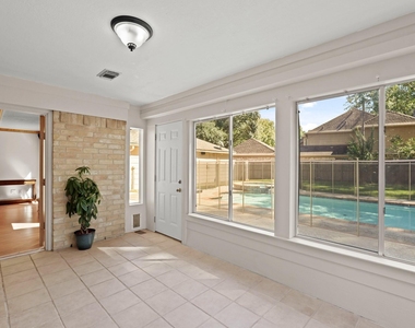 12903 Wincrest Court - Photo Thumbnail 29