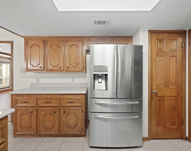 12903 Wincrest Court - Photo Thumbnail 10
