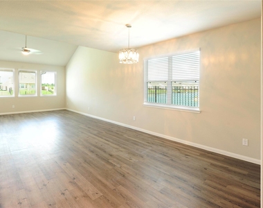 24735 Allori Ct - Photo Thumbnail 15