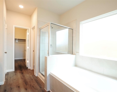 24735 Allori Ct - Photo Thumbnail 23