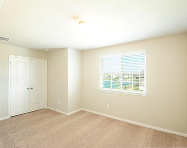 24735 Allori Ct - Photo Thumbnail 33