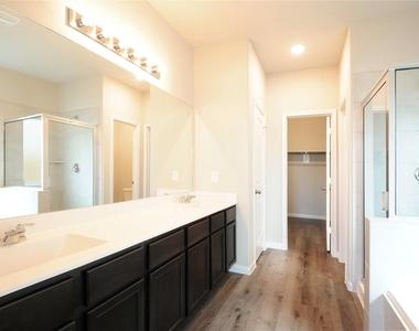 24735 Allori Ct - Photo Thumbnail 22