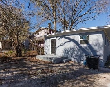 1539 Union St - Photo Thumbnail 5