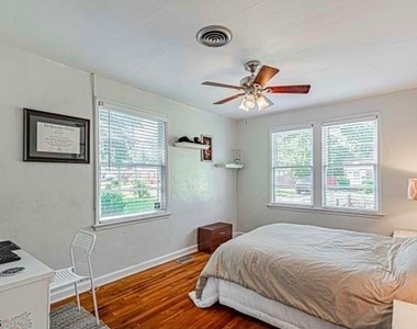 4819 Attleboro Street - Photo Thumbnail 13