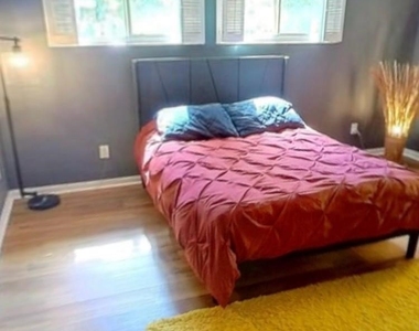 711 Ne 6th Pl - Photo Thumbnail 9