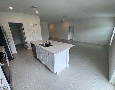17313 Cantu Court - Photo Thumbnail 12