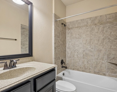 27903 Hunters Rock Lane - Photo Thumbnail 14