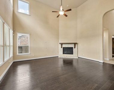27903 Hunters Rock Lane - Photo Thumbnail 9
