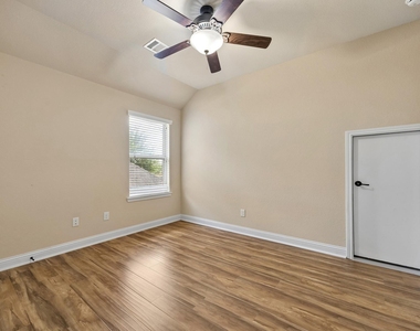 27903 Hunters Rock Lane - Photo Thumbnail 23