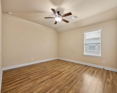 27903 Hunters Rock Lane - Photo Thumbnail 25