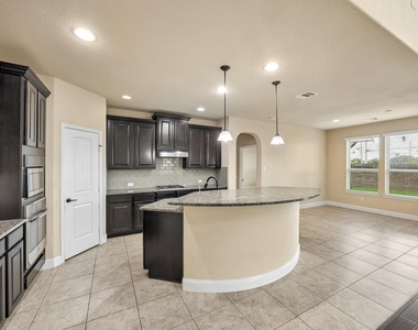 27903 Hunters Rock Lane - Photo Thumbnail 3