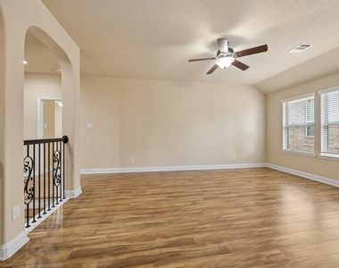 27903 Hunters Rock Lane - Photo Thumbnail 20