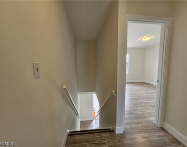 864 Courtington Lane - Photo Thumbnail 7