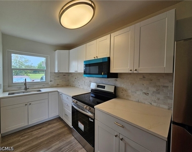 864 Courtington Lane - Photo Thumbnail 1