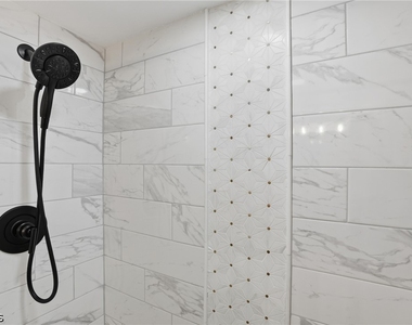 2885 Palm Beach Boulevard - Photo Thumbnail 10
