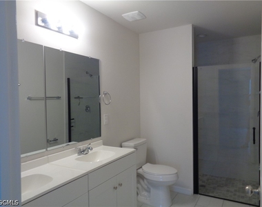 3816 Sw 15th Place - Photo Thumbnail 16