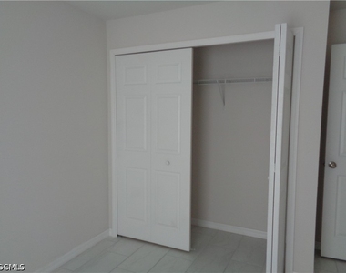 3816 Sw 15th Place - Photo Thumbnail 11