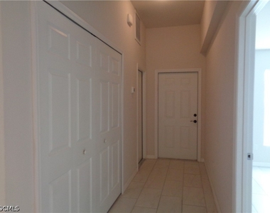 3816 Sw 15th Place - Photo Thumbnail 3