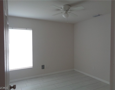 3816 Sw 15th Place - Photo Thumbnail 12