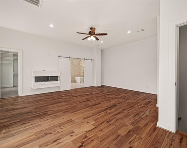224 N Stiles Street - Photo Thumbnail 19