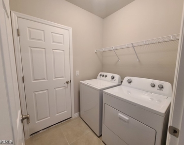 3153 Cozumel Court - Photo Thumbnail 10
