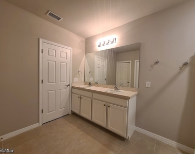 3153 Cozumel Court - Photo Thumbnail 7