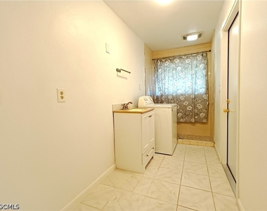 1326 Se 23rd Terrace - Photo Thumbnail 14