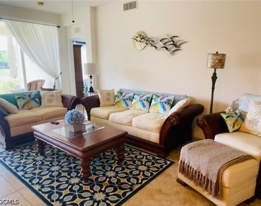 9582 Hemingway Lane - Photo Thumbnail 1