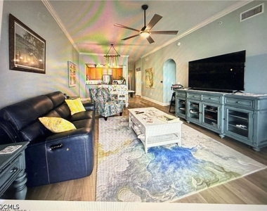 5114 Melbourne Street - Photo Thumbnail 9