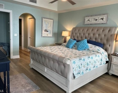 5114 Melbourne Street - Photo Thumbnail 15