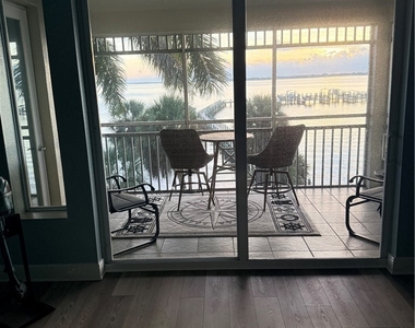 5114 Melbourne Street - Photo Thumbnail 6