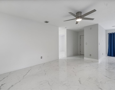 1212 Se 6th Terrace - Photo Thumbnail 6