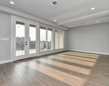1320 Eberhard Street - Photo Thumbnail 36
