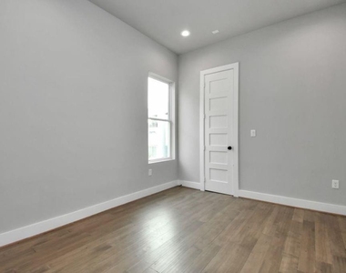 1320 Eberhard Street - Photo Thumbnail 23