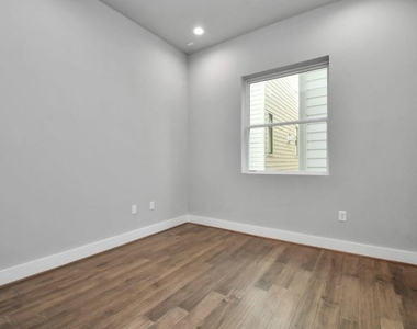 1320 Eberhard Street - Photo Thumbnail 20