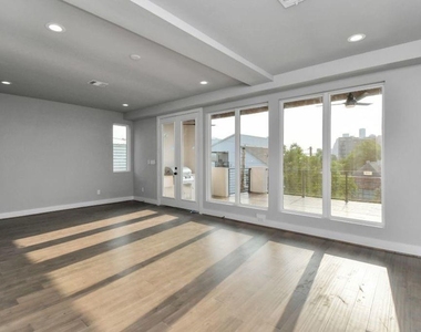 1320 Eberhard Street - Photo Thumbnail 38