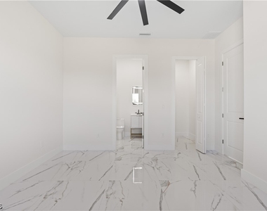 430 Petite Avenue - Photo Thumbnail 27