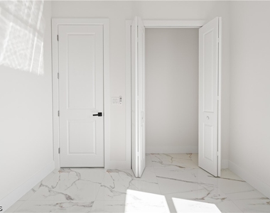 430 Petite Avenue - Photo Thumbnail 32