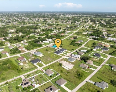 430 Petite Avenue - Photo Thumbnail 48