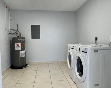 4132 Sw 7th Place - Photo Thumbnail 12