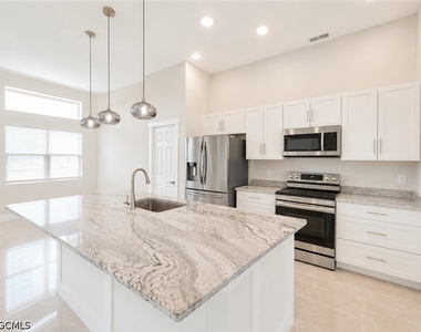 2116 Ne 22nd Avenue - Photo Thumbnail 8