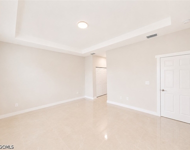 2116 Ne 22nd Avenue - Photo Thumbnail 12