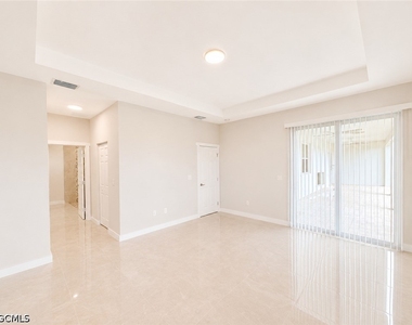 2116 Ne 22nd Avenue - Photo Thumbnail 13