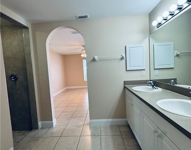 1140 Nw 1st Avenue - Photo Thumbnail 16