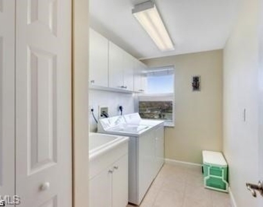 14250 Royal Harbour Court - Photo Thumbnail 25