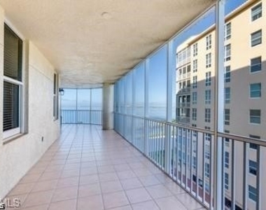 14250 Royal Harbour Court - Photo Thumbnail 27