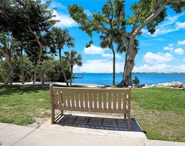 14250 Royal Harbour Court - Photo Thumbnail 37